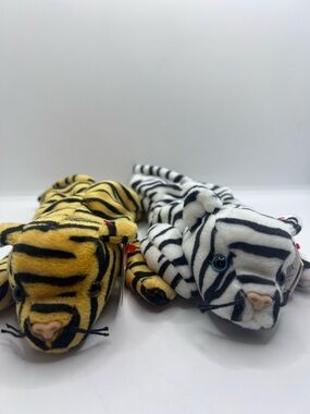 Ty Beanie Babies "Stripes" the Tiger & “Blizzard" the Zebra Plush Set Of 2